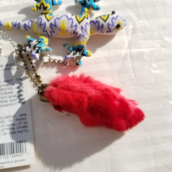 3-pack Keychain Set, Wolf, Rabbit Foot, Lizard - Picture 5 of 8